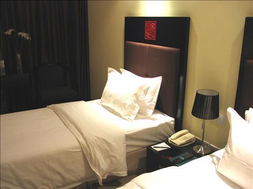 Le Garden Hotel Сиан Стая снимка